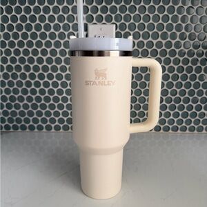 Stanley Cream Tumbler 40oz